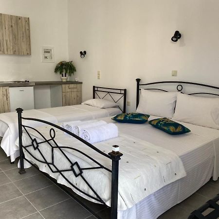 Central Areopolis Rooms אראופוליס מראה חיצוני תמונה