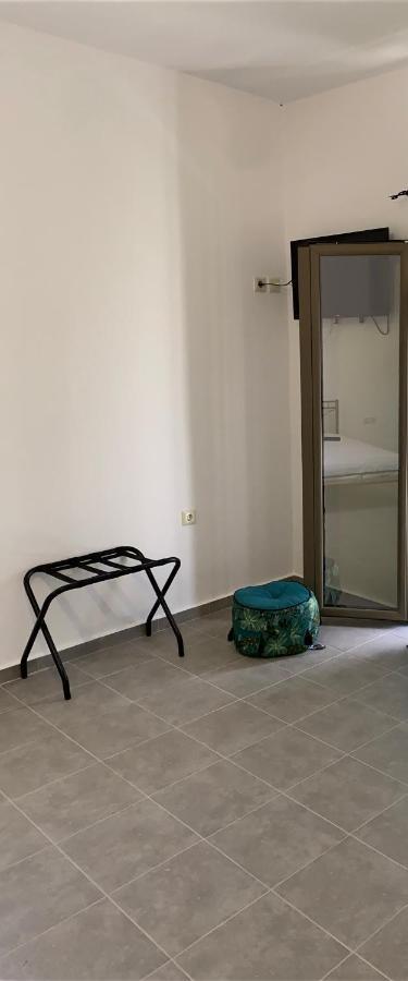 Central Areopolis Rooms אראופוליס מראה חיצוני תמונה