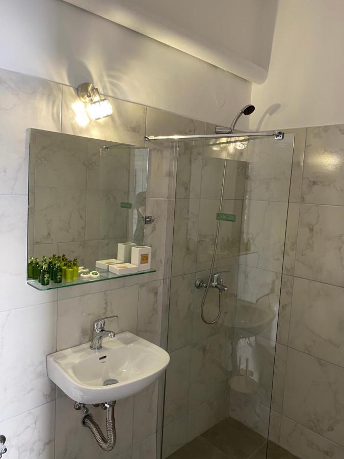 Central Areopolis Rooms אראופוליס מראה חיצוני תמונה